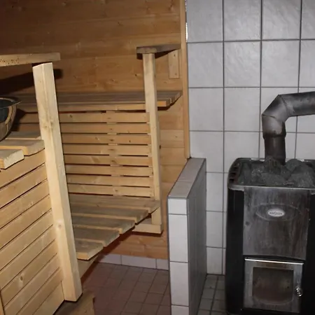 Kuusitorppa * Varpaisjarvi