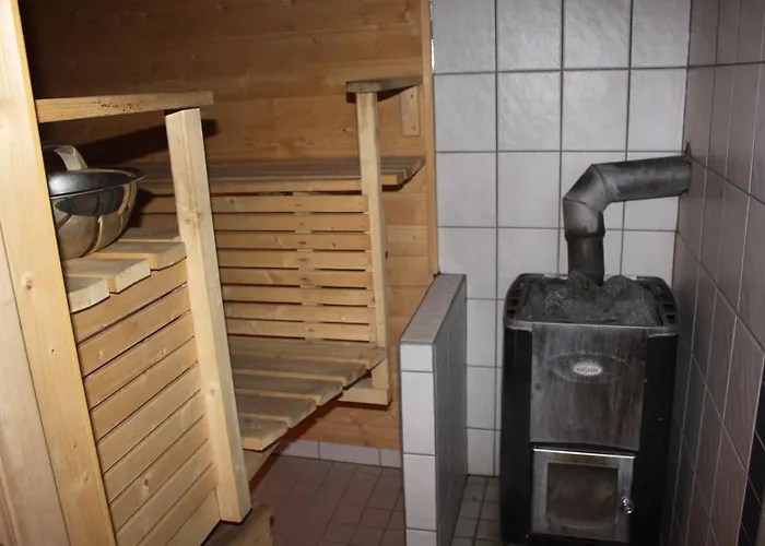 Kuusitorppa * Varpaisjarvi