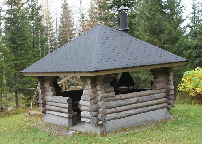 Kuusitorppa * Varpaisjarvi